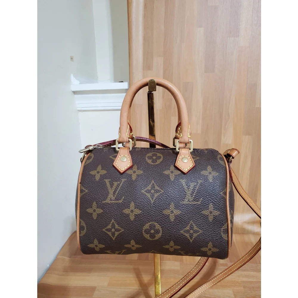 LOUIS VUITTONMonogram Nano Speedy - Picture 5 of 13